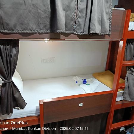 Asra Dormitory For Male And Female مومباي المظهر الخارجي الصورة