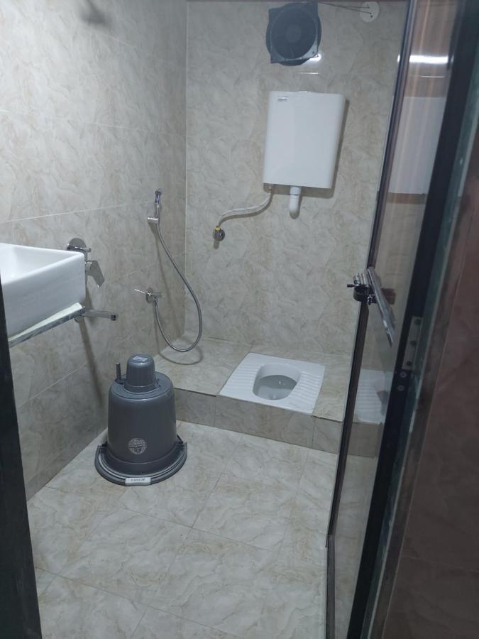 Asra Dormitory For Male And Female مومباي المظهر الخارجي الصورة