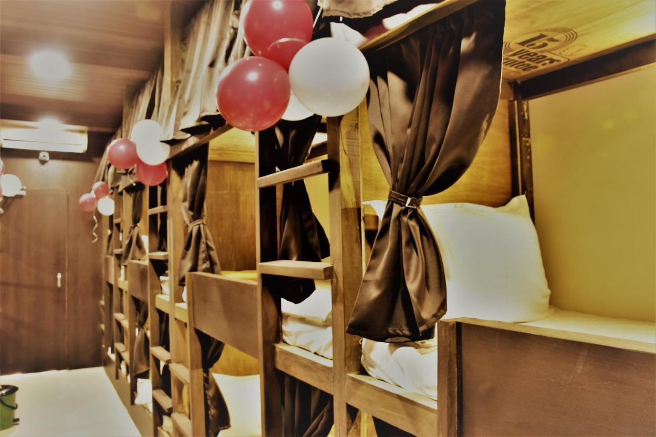 Asra Dormitory For Male And Female مومباي المظهر الخارجي الصورة