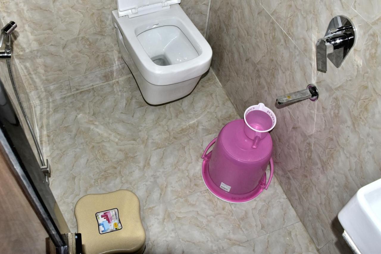 Asra Dormitory For Male And Female مومباي المظهر الخارجي الصورة